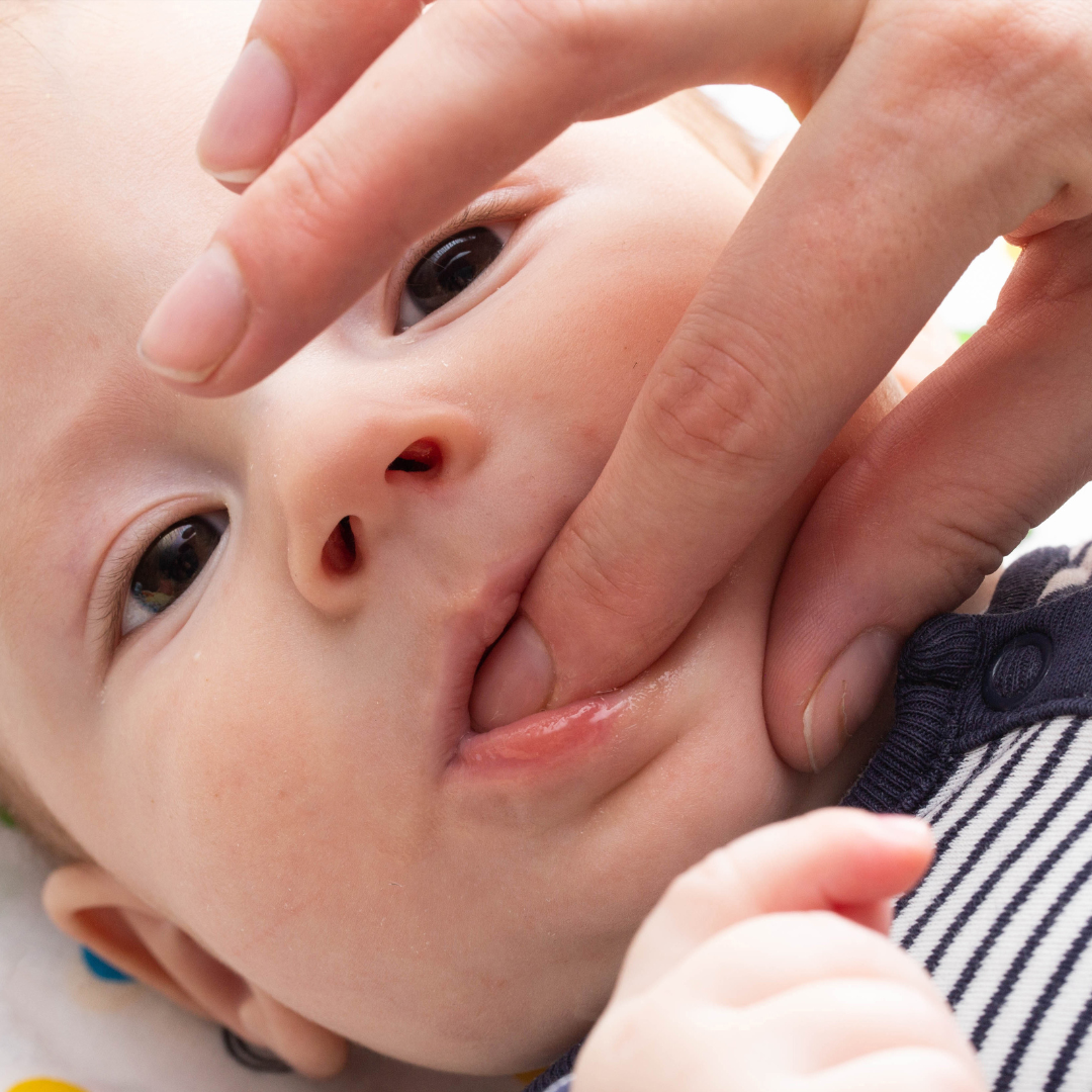 Newborn Teething Symptoms and the Soothing Power of Baby Teething Tea